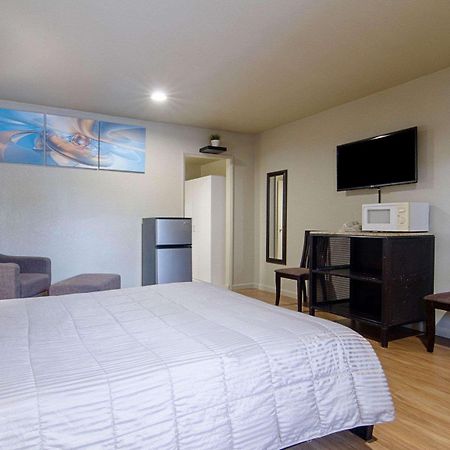 Rodeway Inn Flagstaff East Route 66 Экстерьер фото