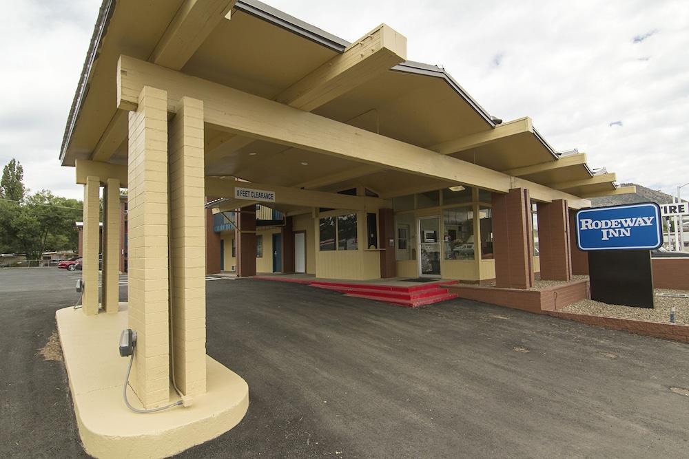 Rodeway Inn Flagstaff East Route 66 Экстерьер фото