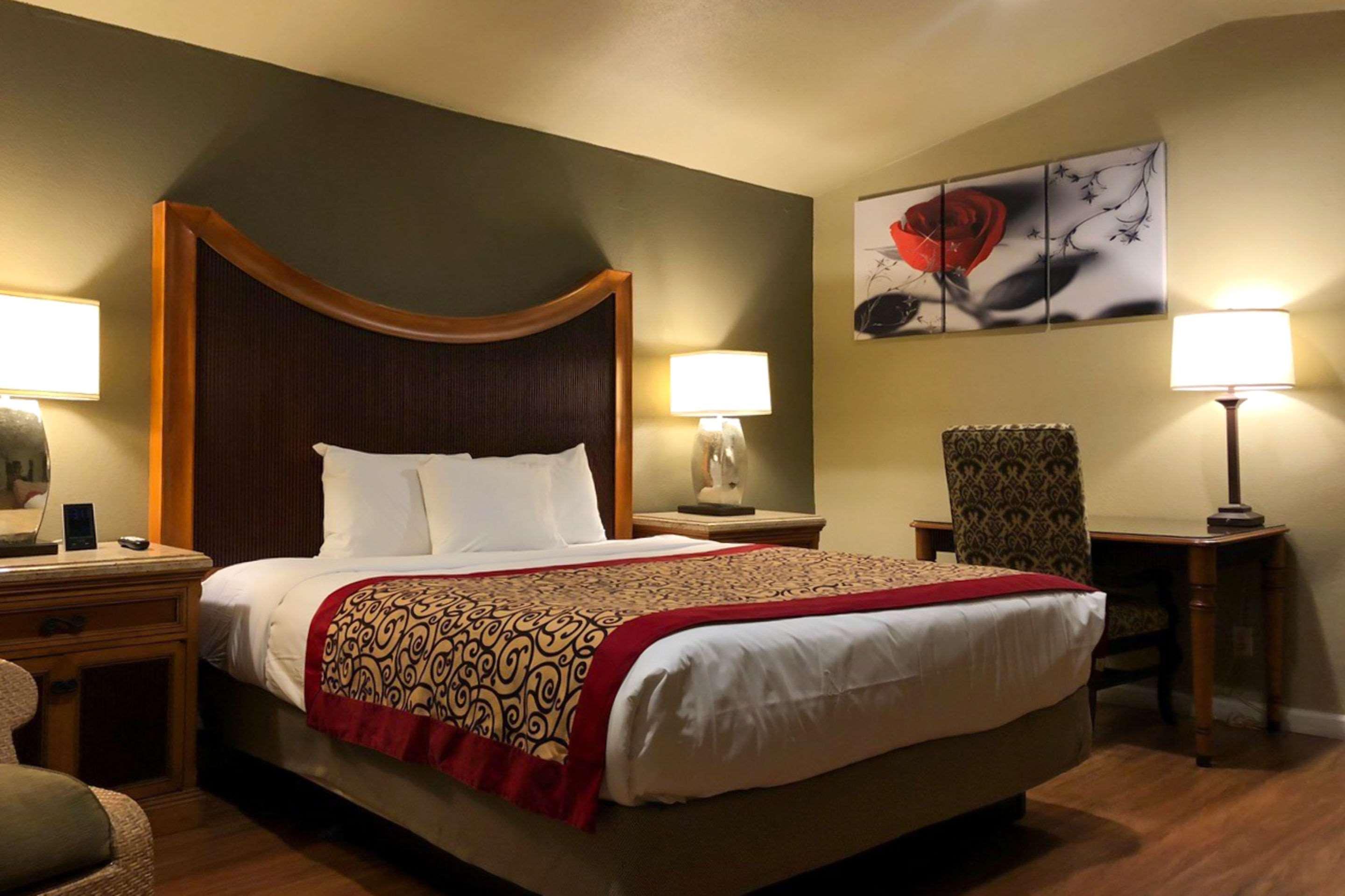 Rodeway Inn Flagstaff East Route 66 Экстерьер фото