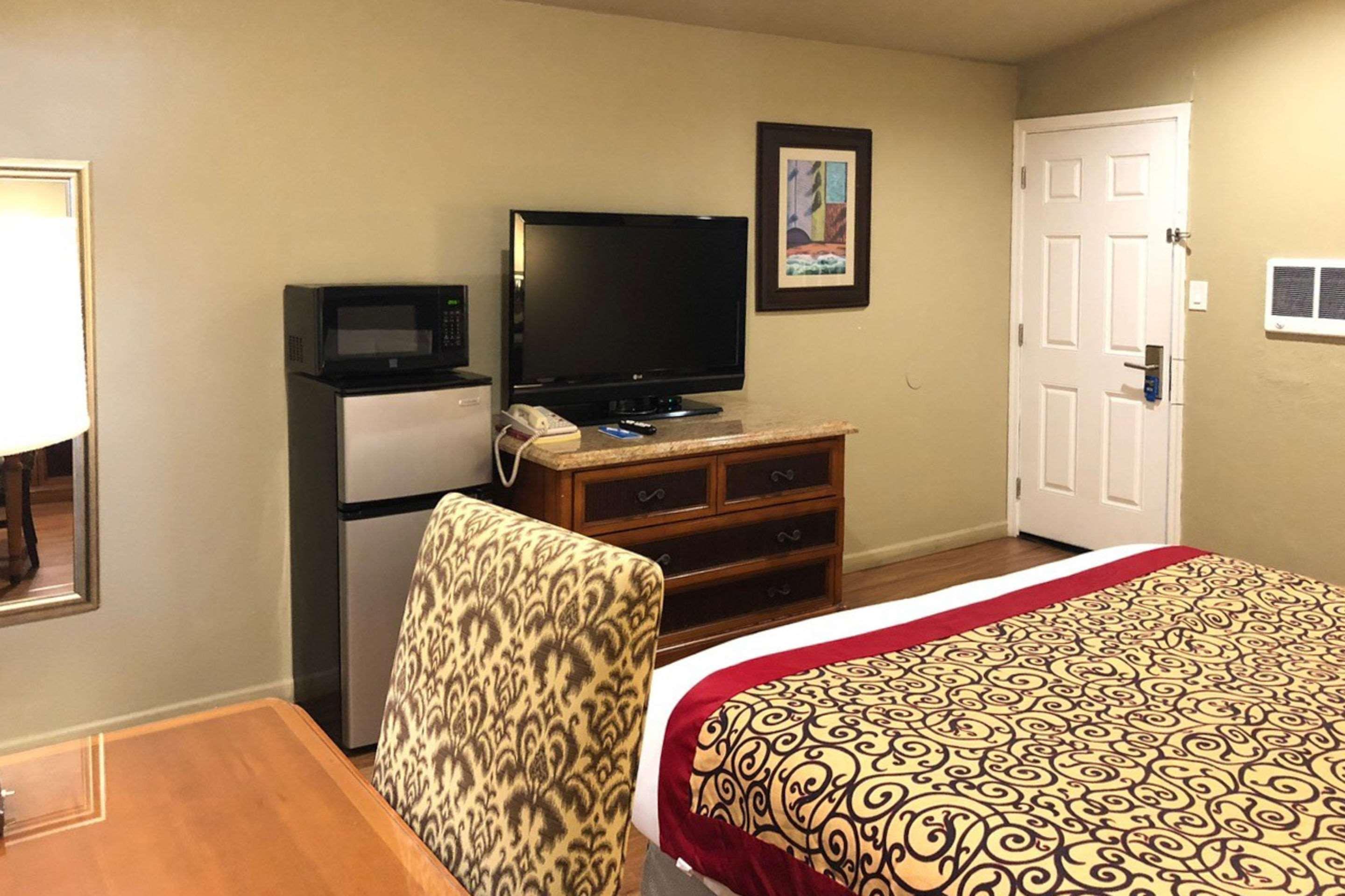 Rodeway Inn Flagstaff East Route 66 Экстерьер фото