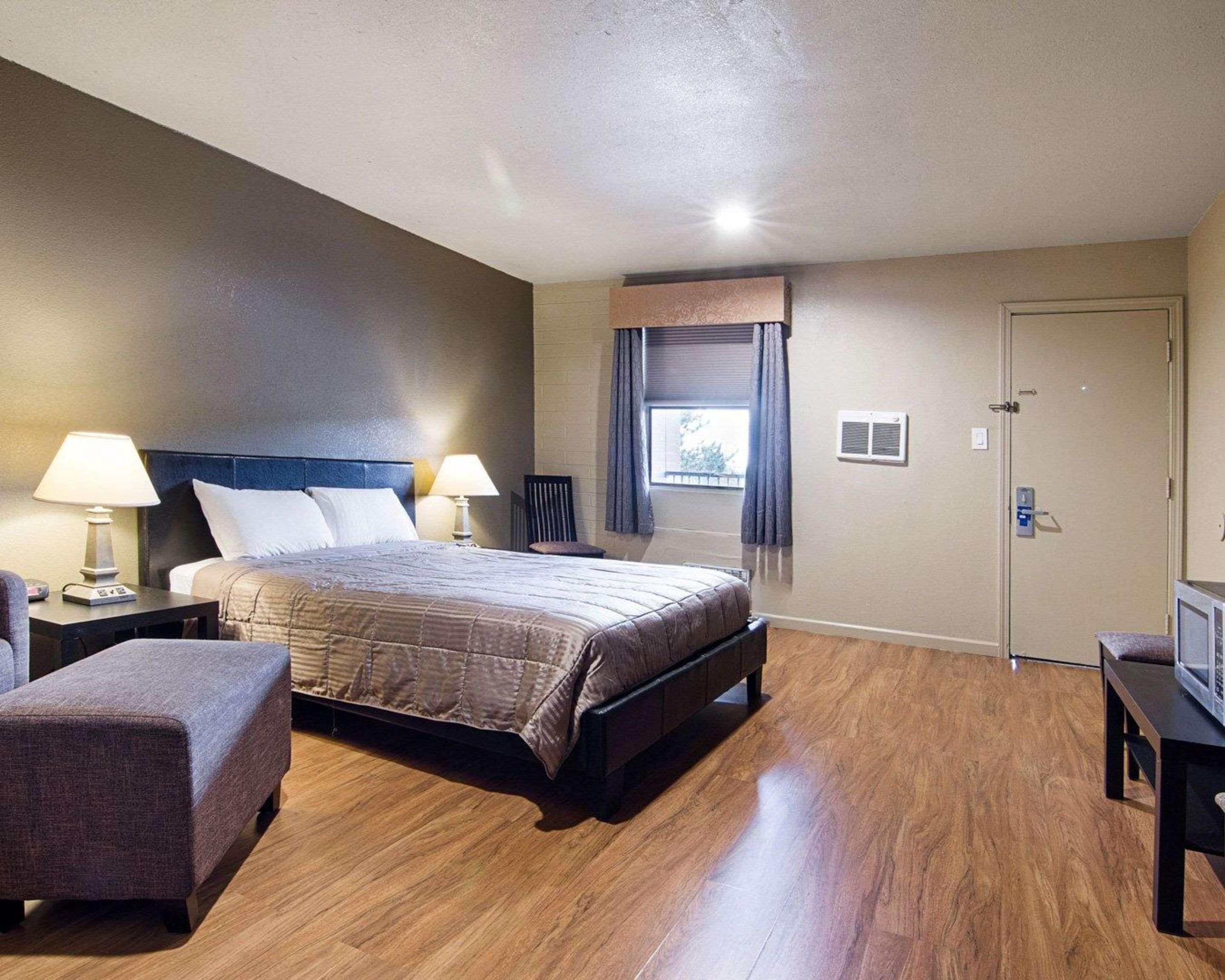 Rodeway Inn Flagstaff East Route 66 Экстерьер фото
