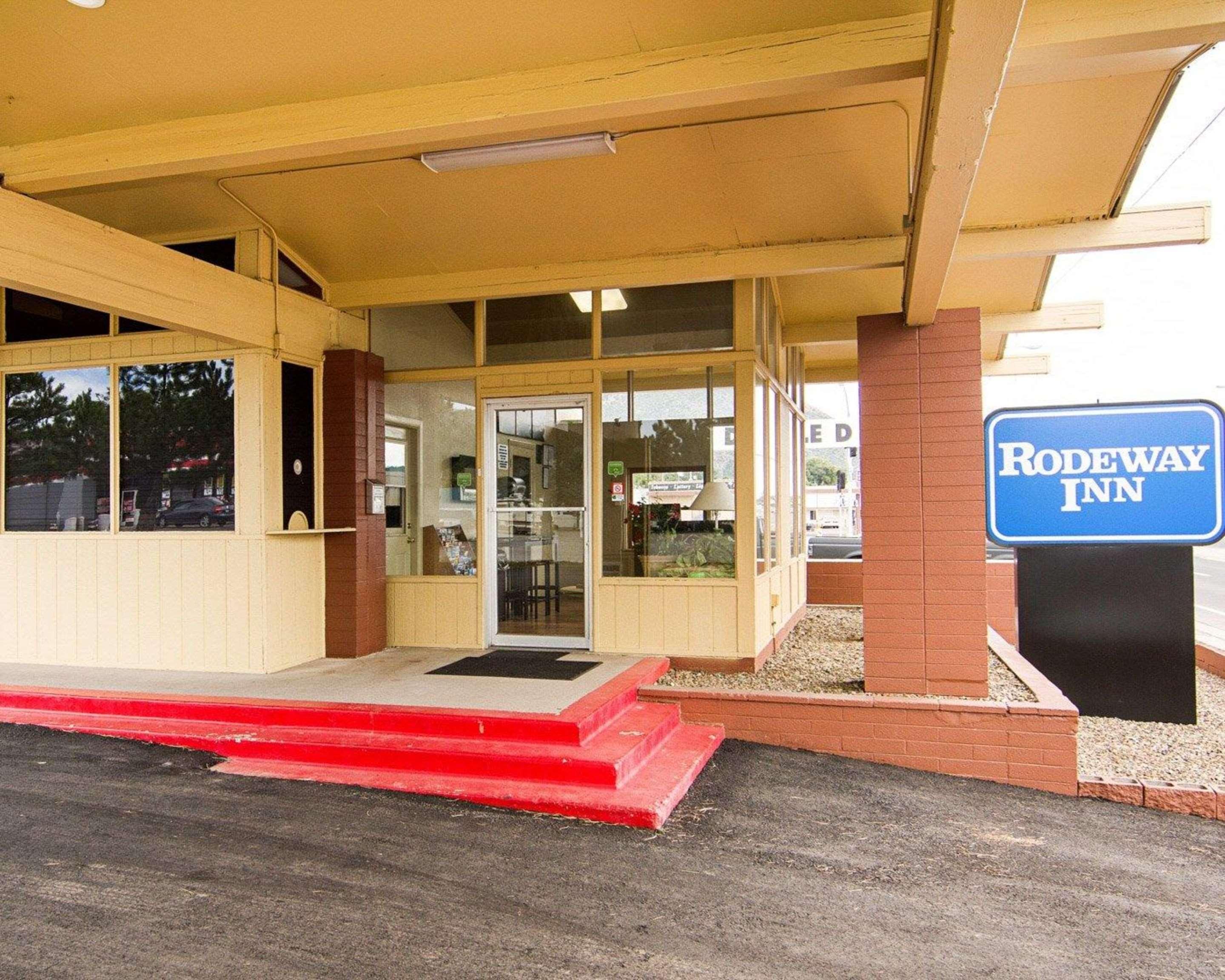 Rodeway Inn Flagstaff East Route 66 Экстерьер фото