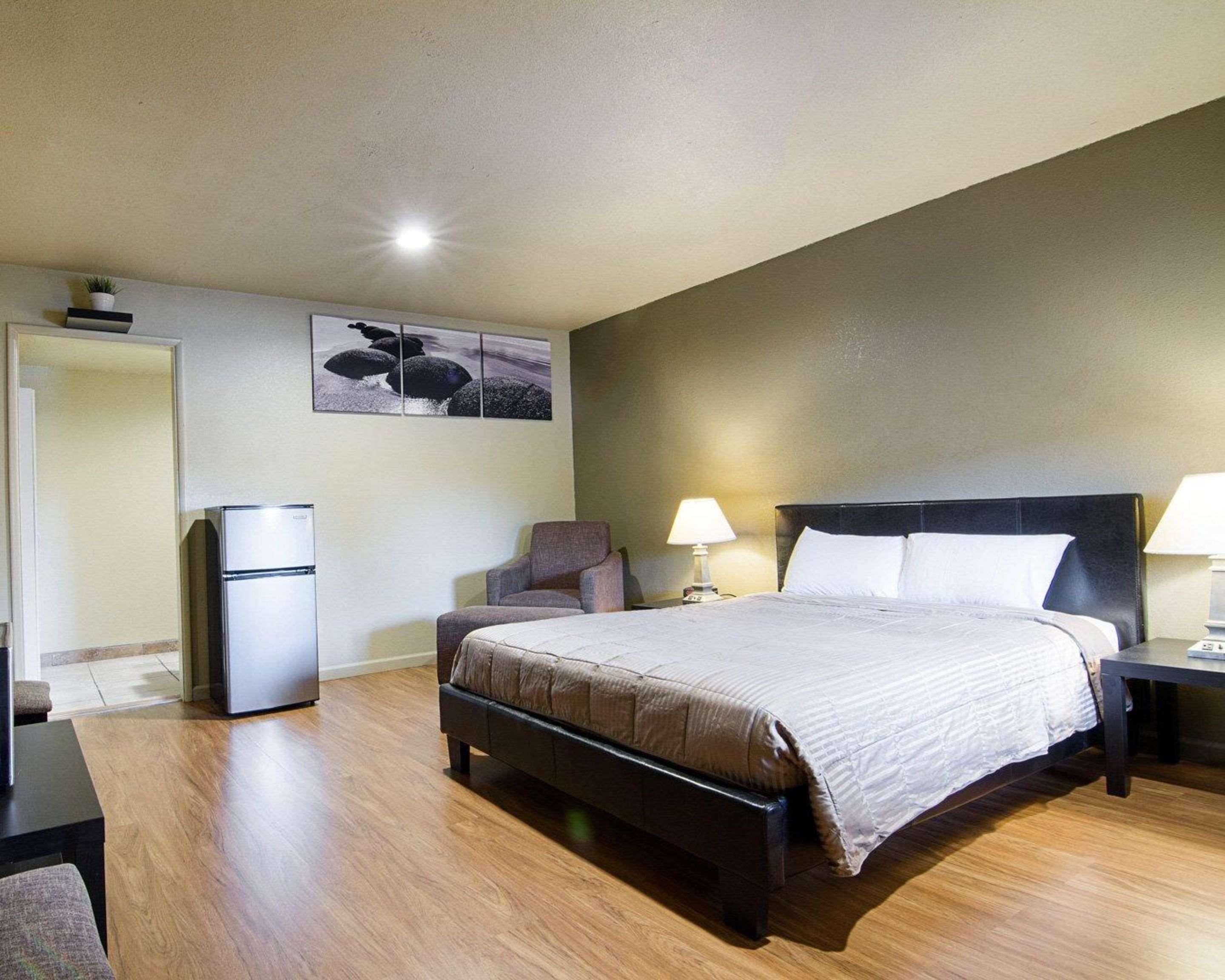 Rodeway Inn Flagstaff East Route 66 Экстерьер фото