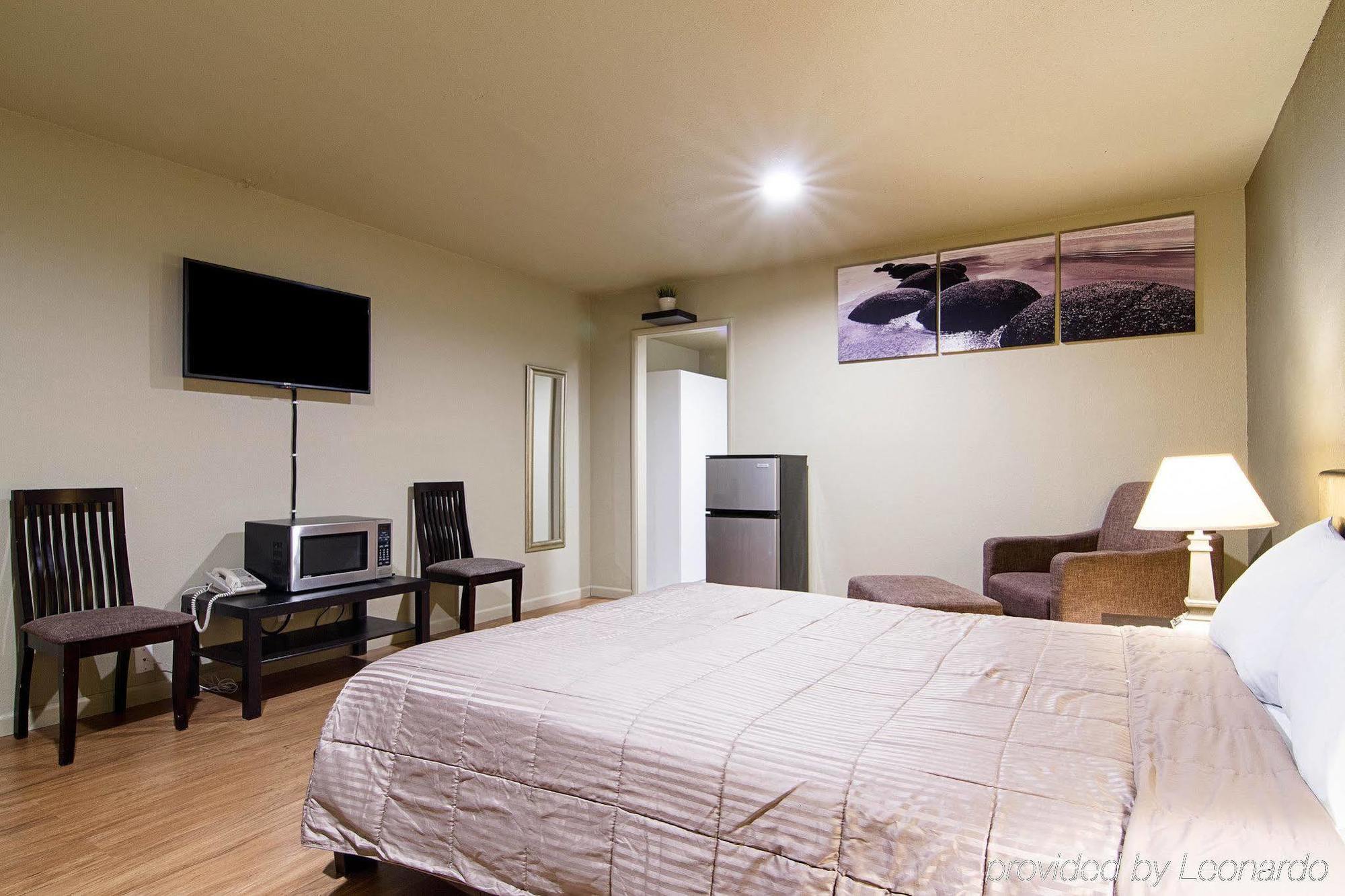 Rodeway Inn Flagstaff East Route 66 Экстерьер фото