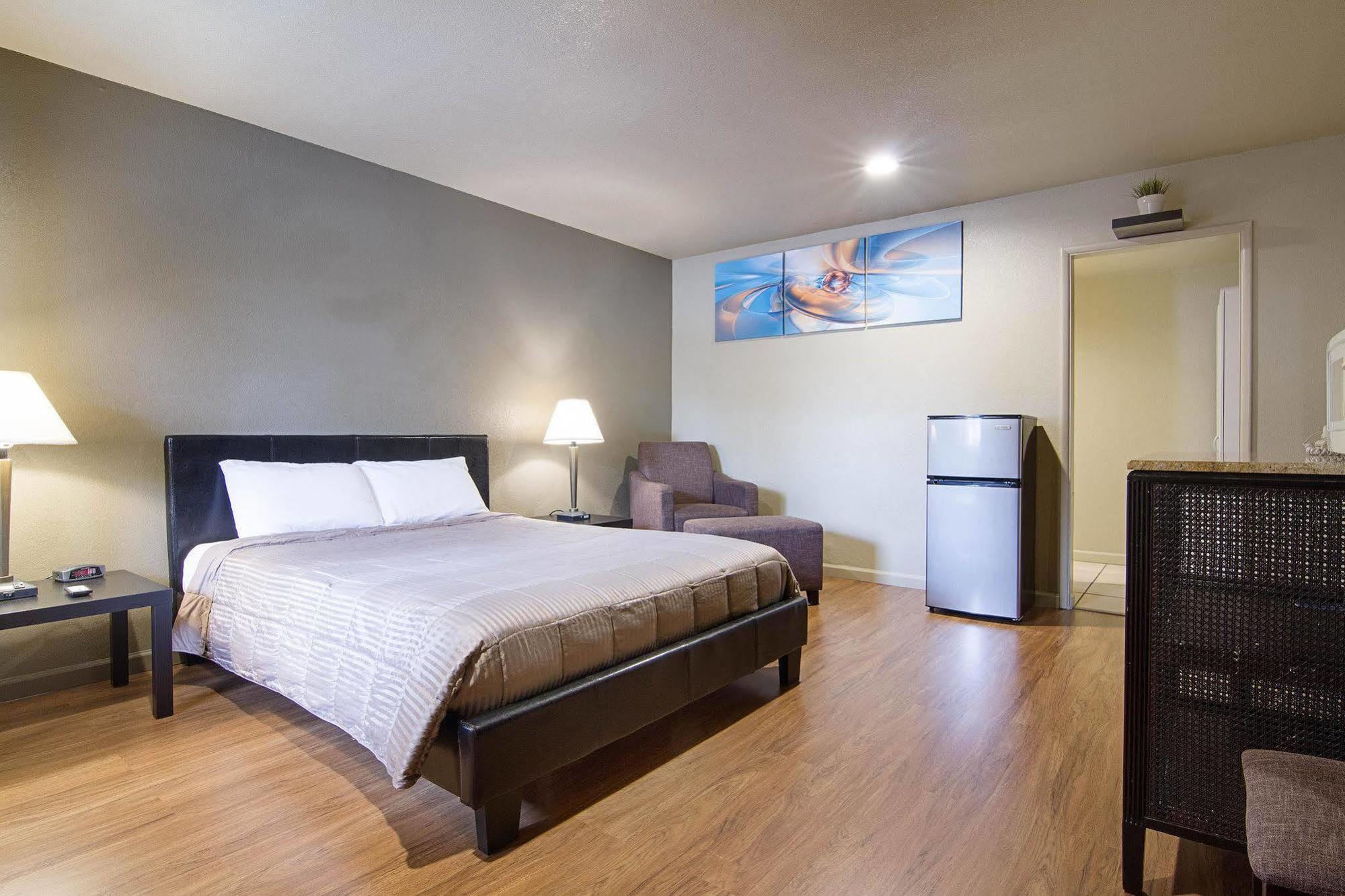 Rodeway Inn Flagstaff East Route 66 Экстерьер фото